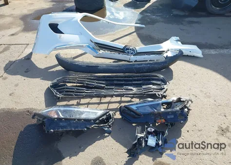 2024 Toyota Grand Highlander Xle z USA, uszkodzony, nr VIN 5TDAAAA55RS010065